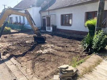 Parkovací stání Křenovice